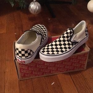 Vans “OFF THE WALL” CheckerBoard Slip-On